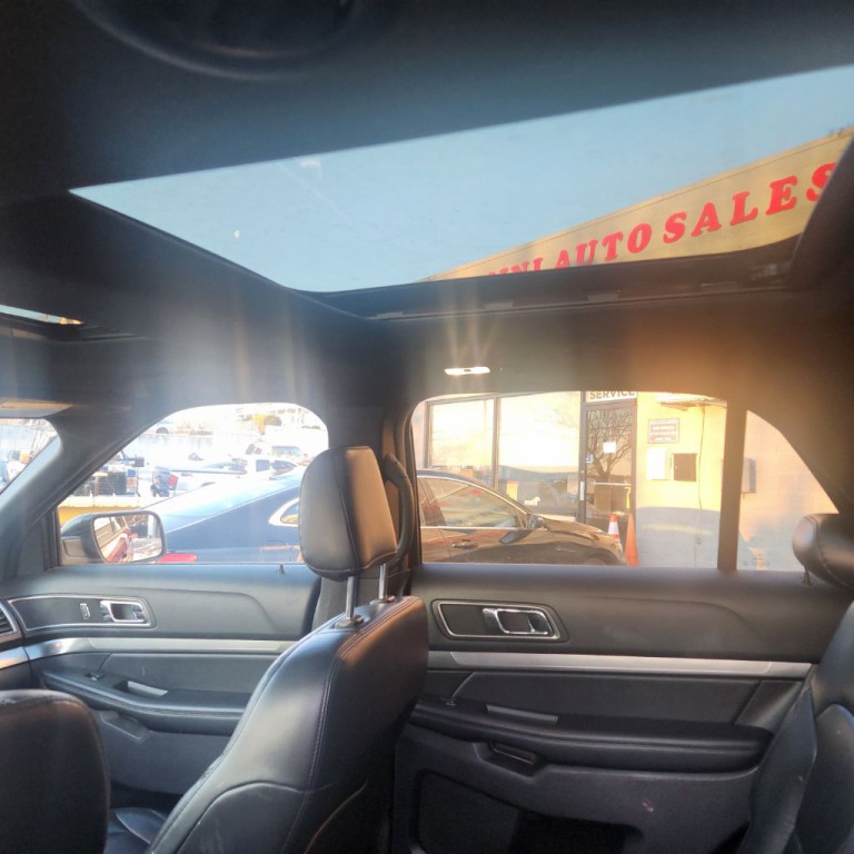 2019 Ford Explorer Image 10