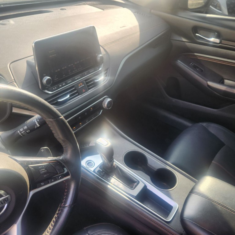2019 Nissan Altima Image 3
