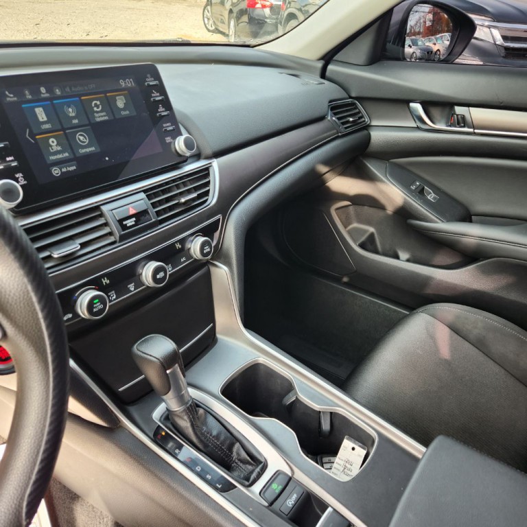 2021 Honda Accord Image 8