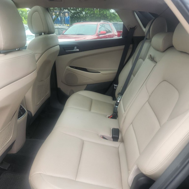 2016 Hyundai Tucson Image 10
