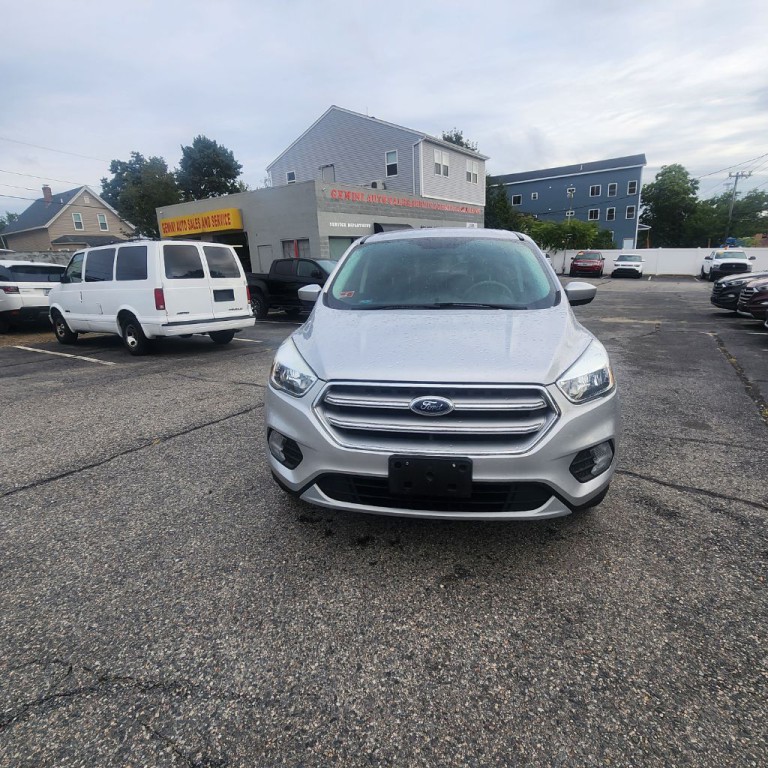 2017 Ford Escape Image 2