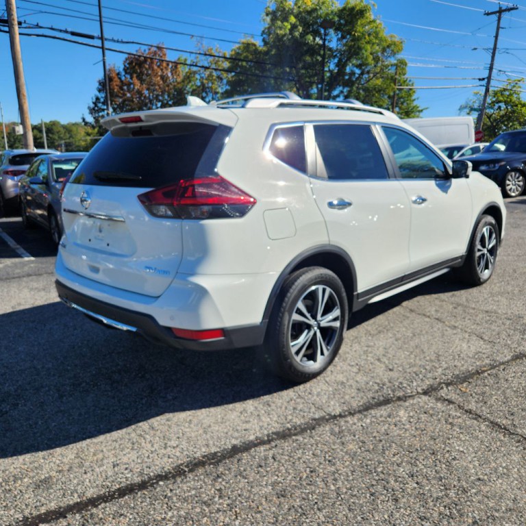 2020 Nissan Rogue Image 6