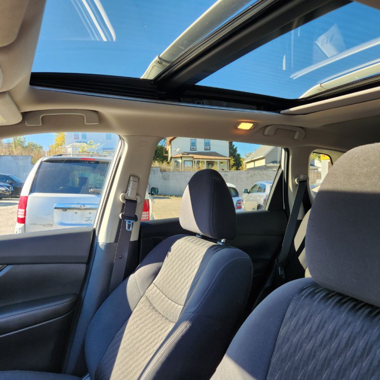 2020 Nissan Rogue Image 9
