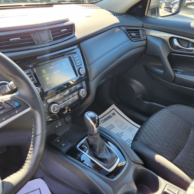 2020 Nissan Rogue Image 10