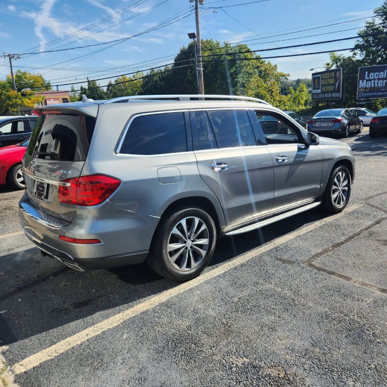 2015 Mercedes-Benz GL-Class Image 6