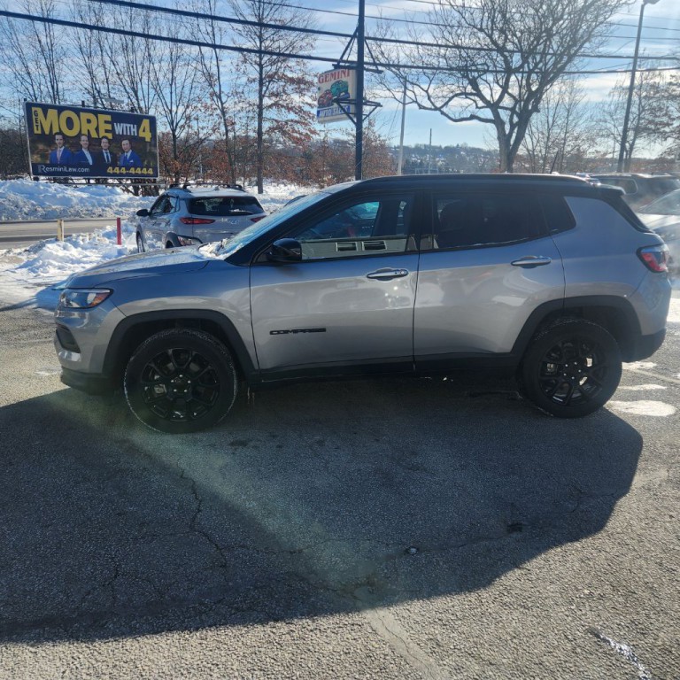 2022 Jeep Compass Image 5
