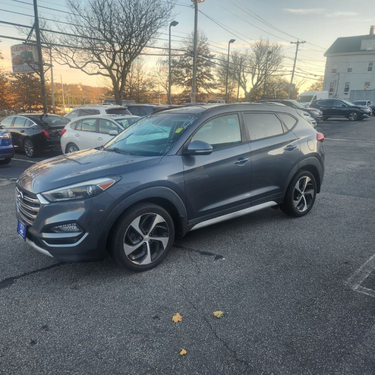2017 Hyundai Tucson Image 2