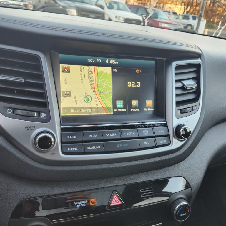 2017 Hyundai Tucson Image 10