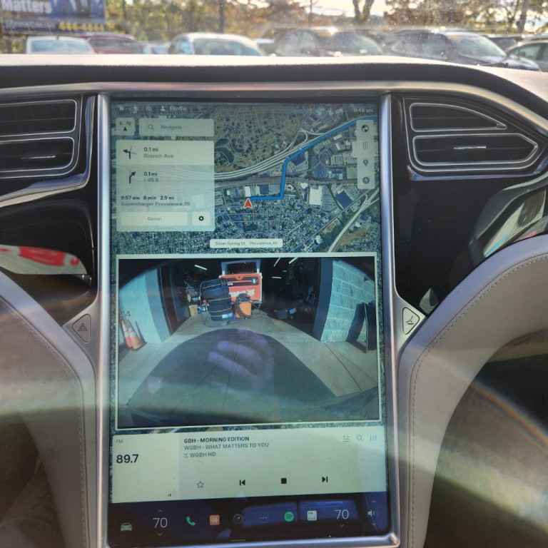 2015 Tesla Model S Image 12