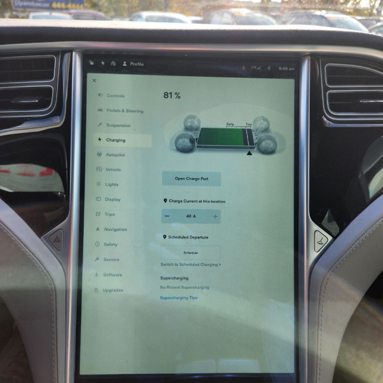 2015 Tesla Model S Image 13