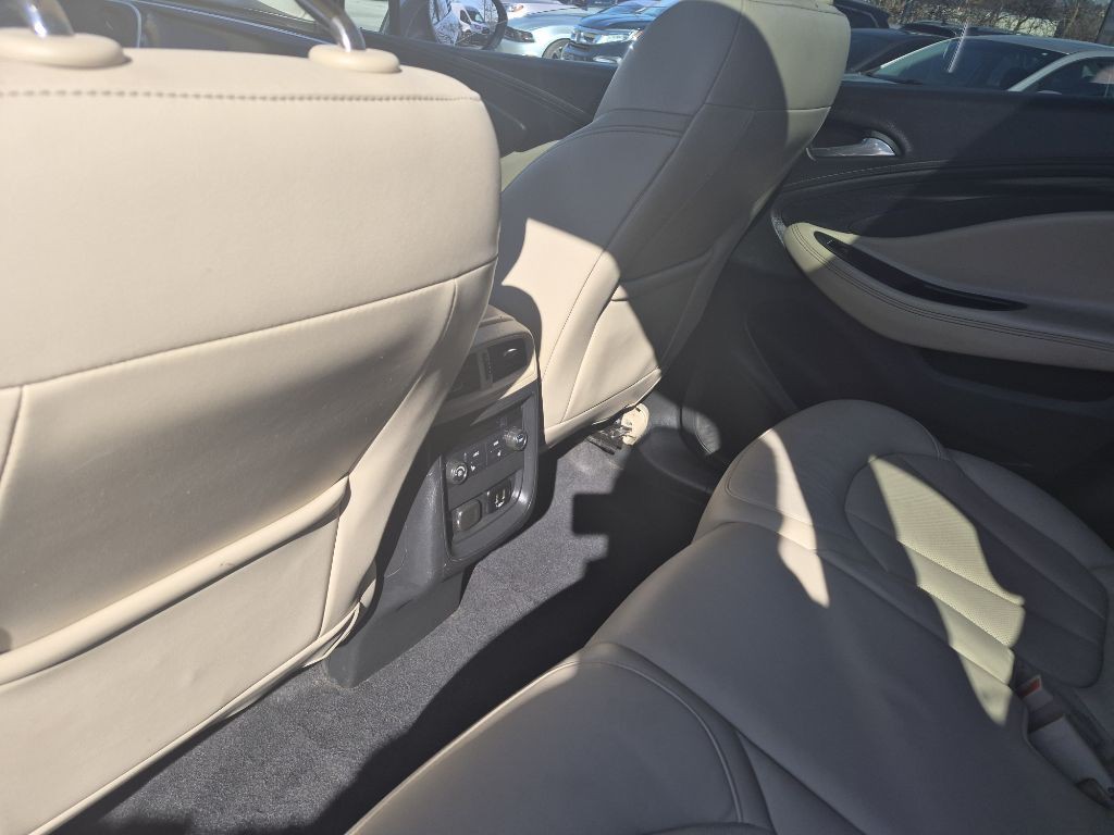 2018 Buick Envision Image 10