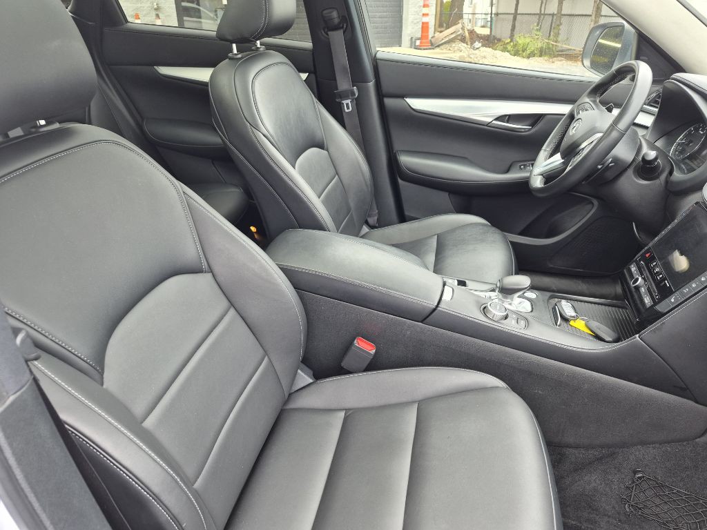 2021 INFINITI QX50 Image 8