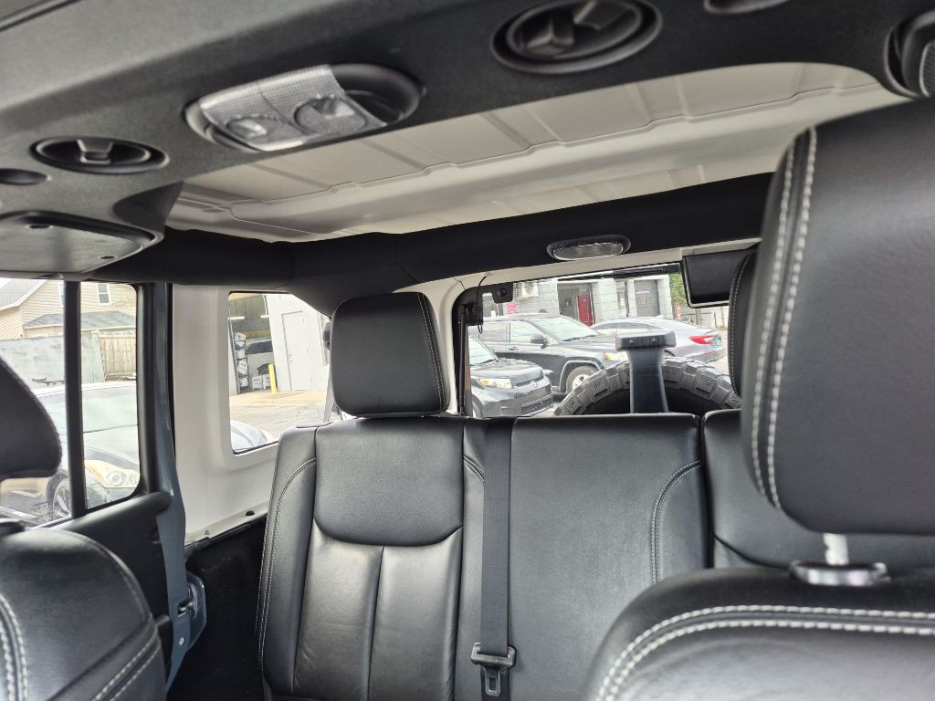2015 Jeep Wrangler Unlimited Image 11