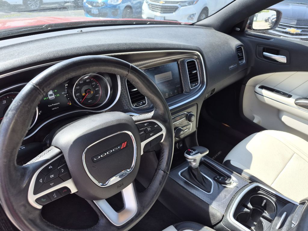2016 Dodge Charger Image 10