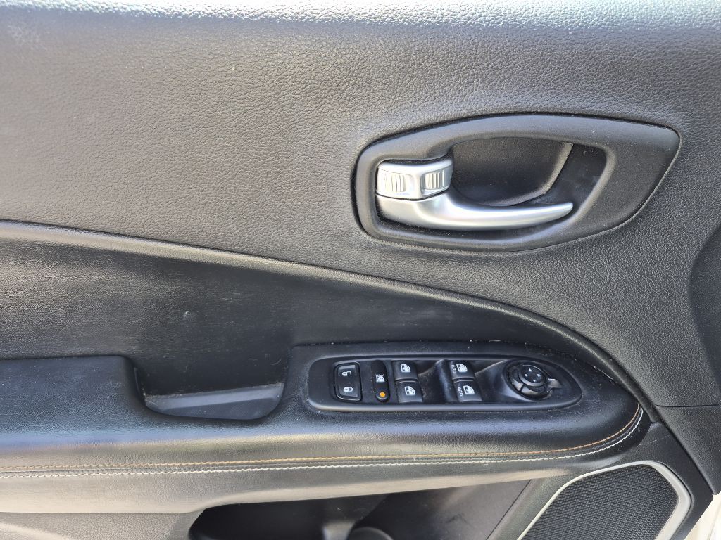 2020 Jeep Compass Image 9