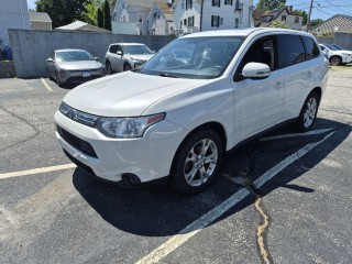 Image for 2014 Mitsubishi Outlander SE ID: 7570351