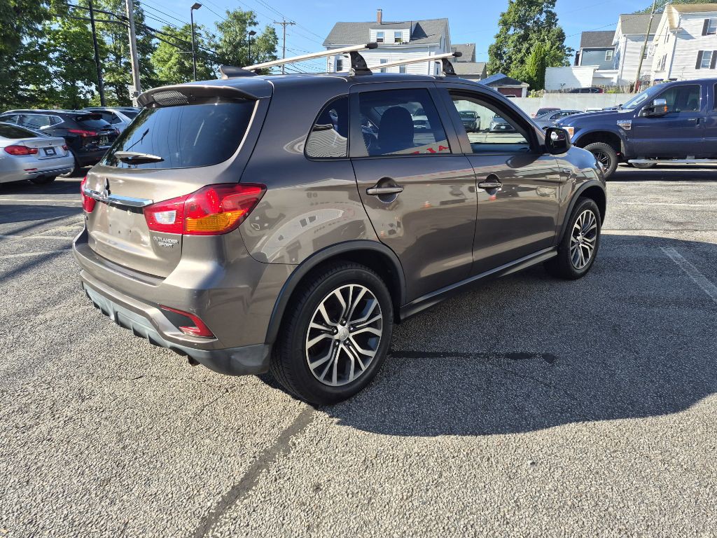 2019 Mitsubishi Outlander Image 6