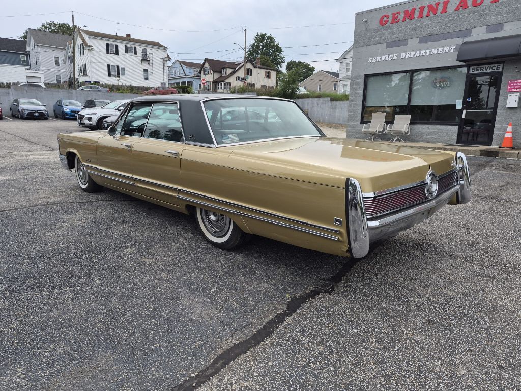1968 Chrysler Imperial Image 7