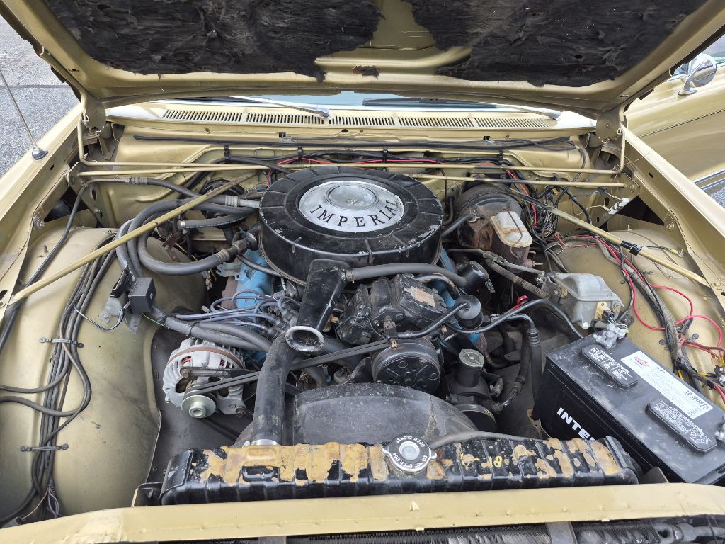 1968 Chrysler Imperial Image 10
