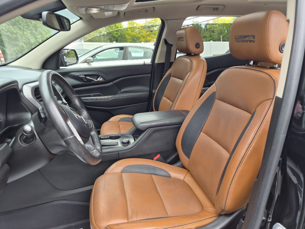 2017 GMC Acadia Image 8