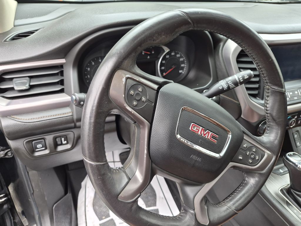 2017 GMC Acadia Image 12