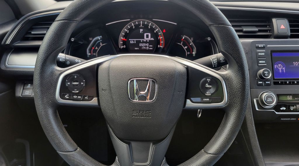 2017 Honda Civic Image 10
