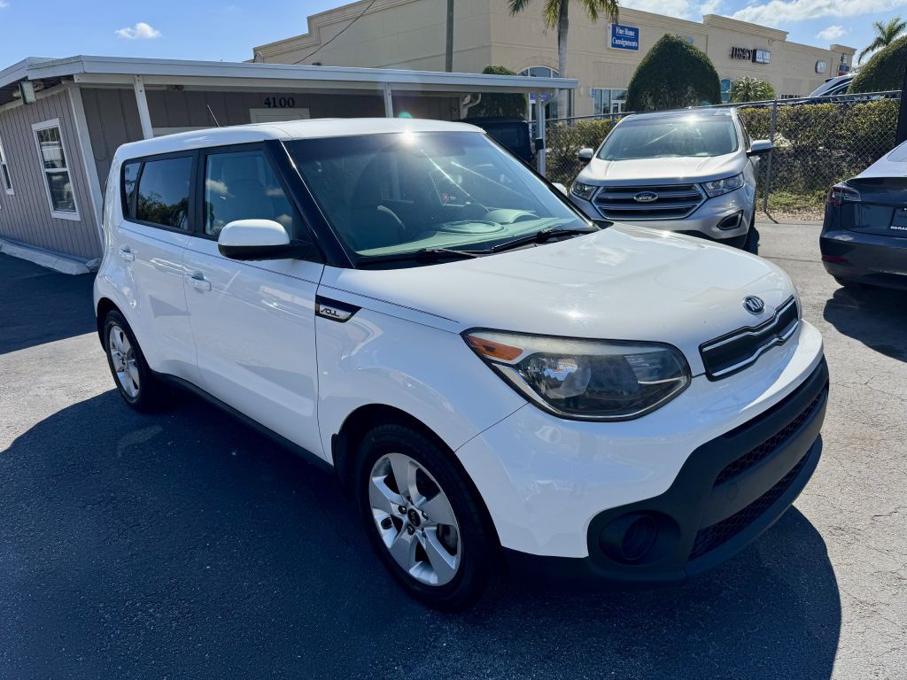 2018 Kia Soul Image 2