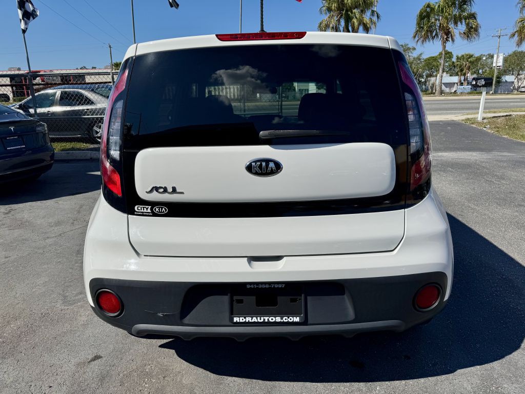 2018 Kia Soul Image 6