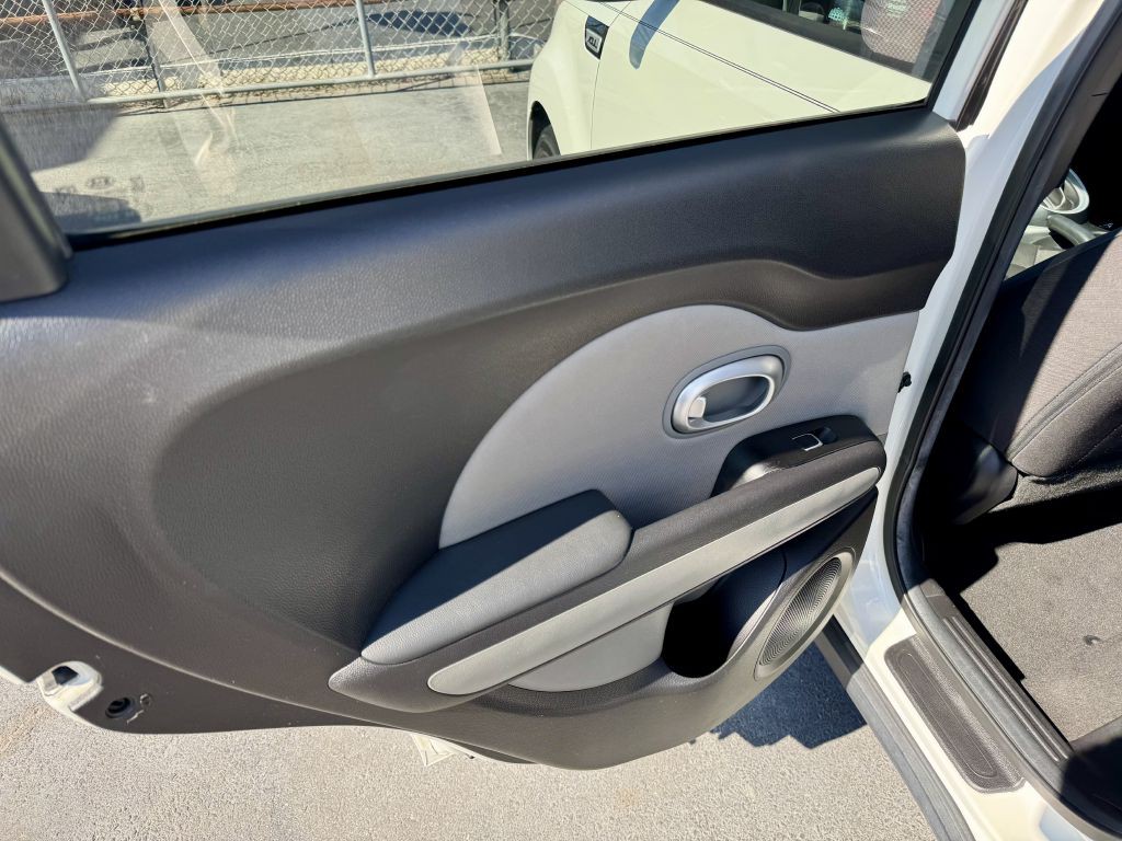 2018 Kia Soul Image 10