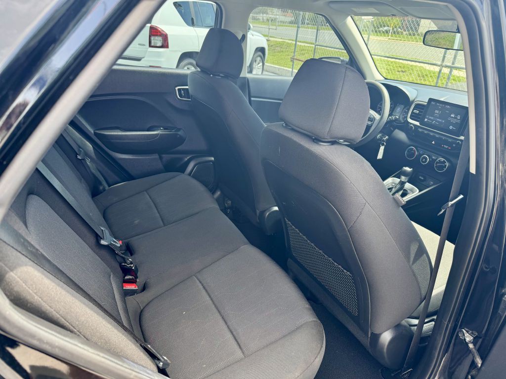 2021 Hyundai Venue Image 12