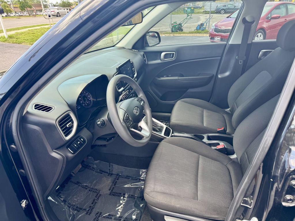 2021 Hyundai Venue Image 18