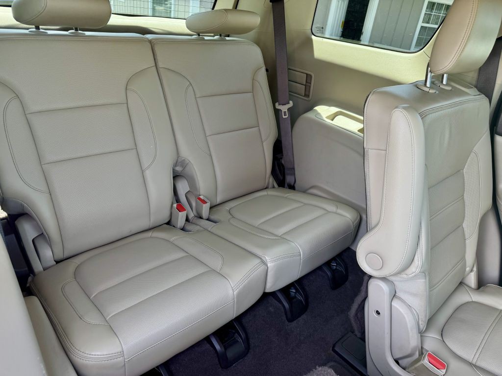2018 GMC Acadia Image 13