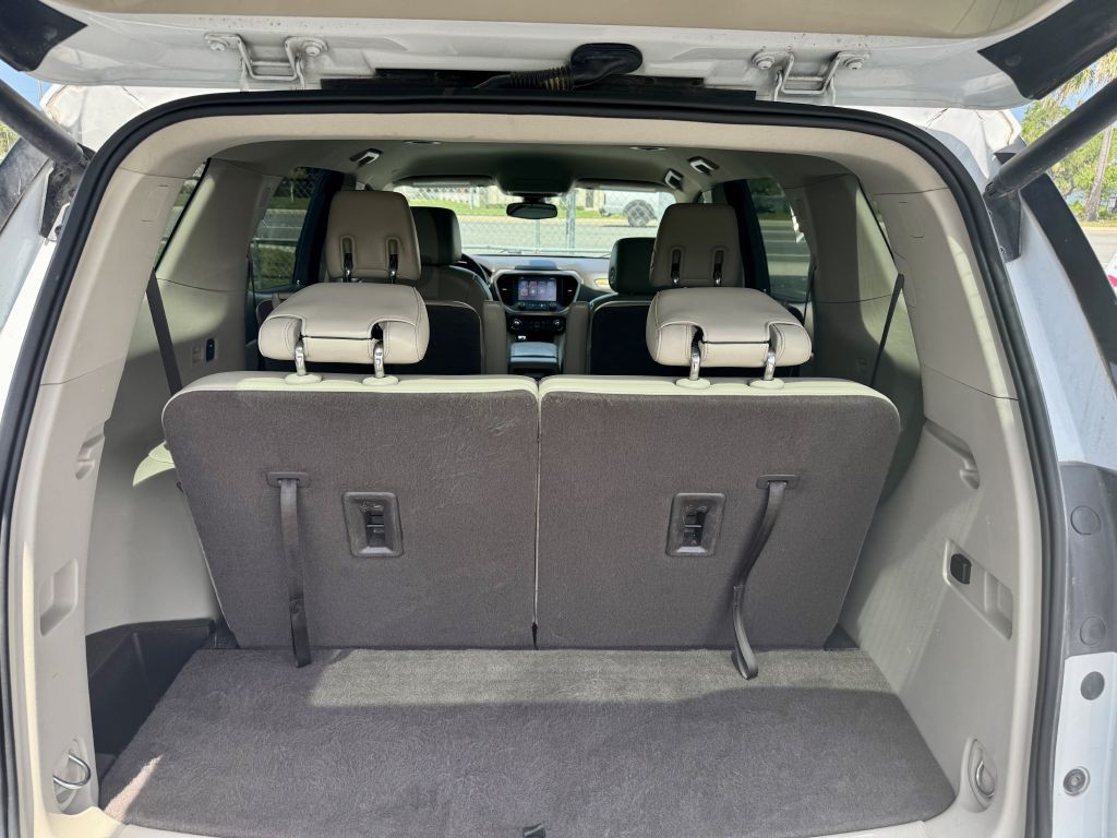 2018 GMC Acadia Image 14