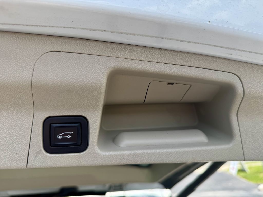 2018 GMC Acadia Image 15