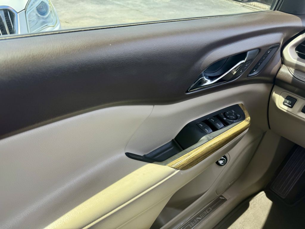 2018 GMC Acadia Image 25