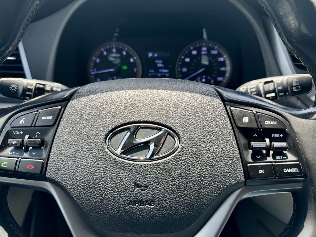 2016 Hyundai Tucson Image 23