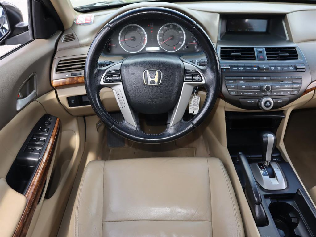 2010 Honda Accord Image 15