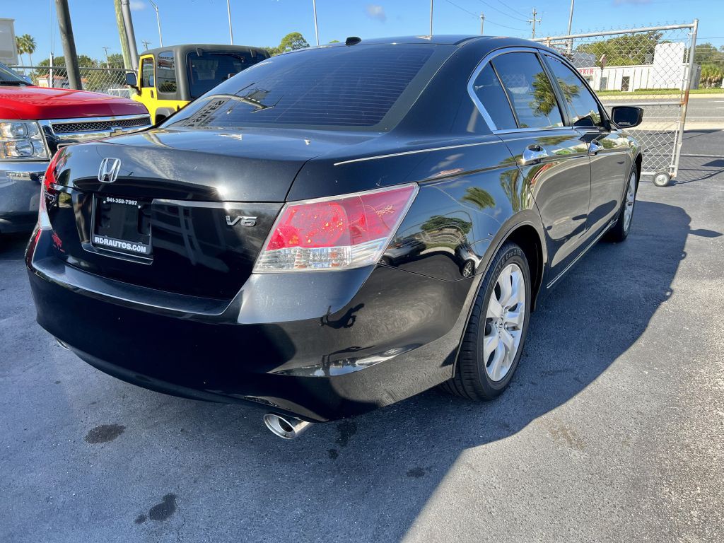 2010 Honda Accord Image 4