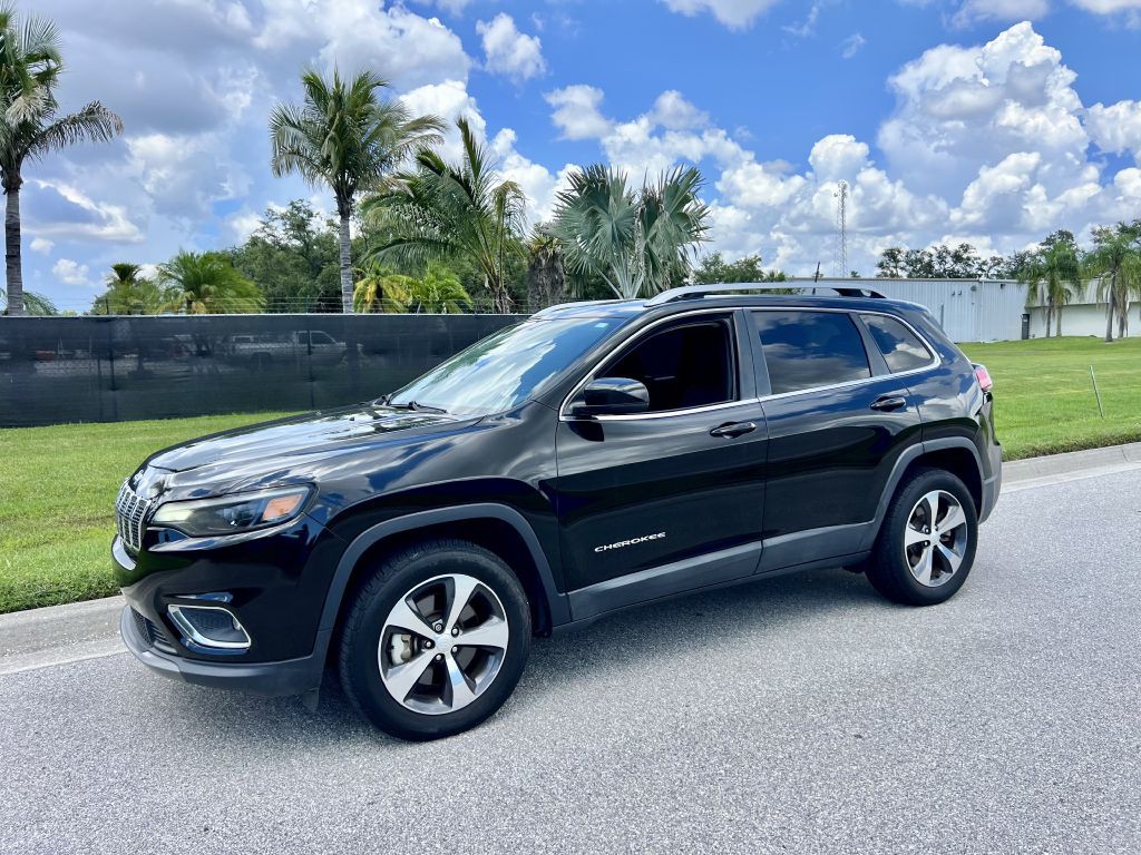 2019 Jeep Cherokee Image 3