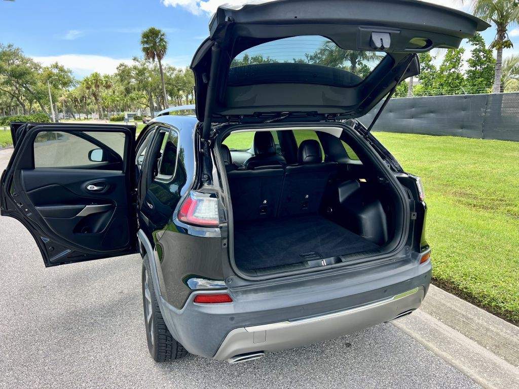 2019 Jeep Cherokee Image 6