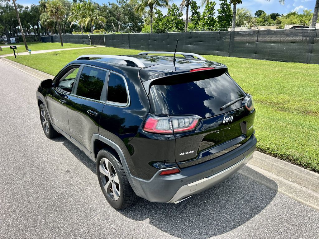 2019 Jeep Cherokee Image 9