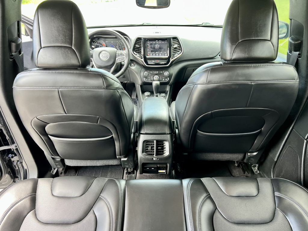 2019 Jeep Cherokee Image 11