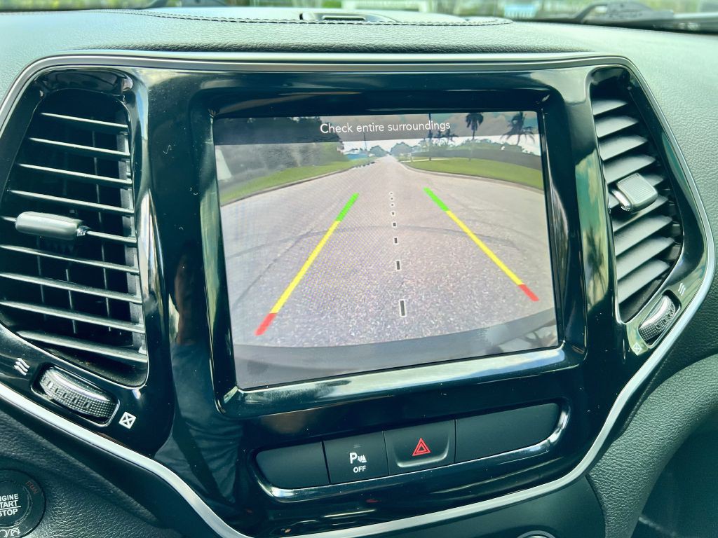 2019 Jeep Cherokee Image 15