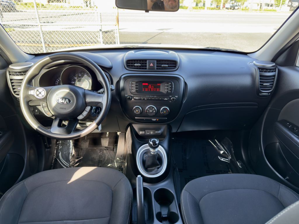 2016 Kia Soul Image 14
