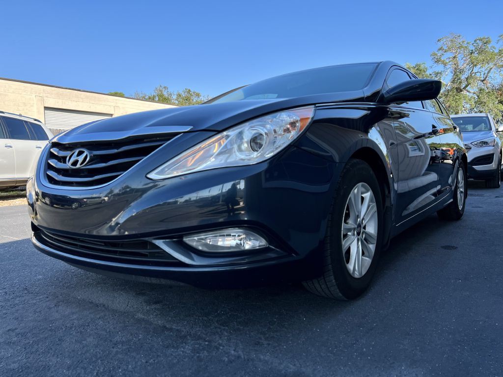 2013 Hyundai Sonata Image 4