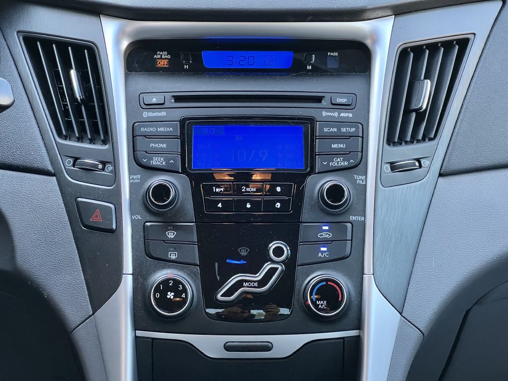 2013 Hyundai Sonata Image 15