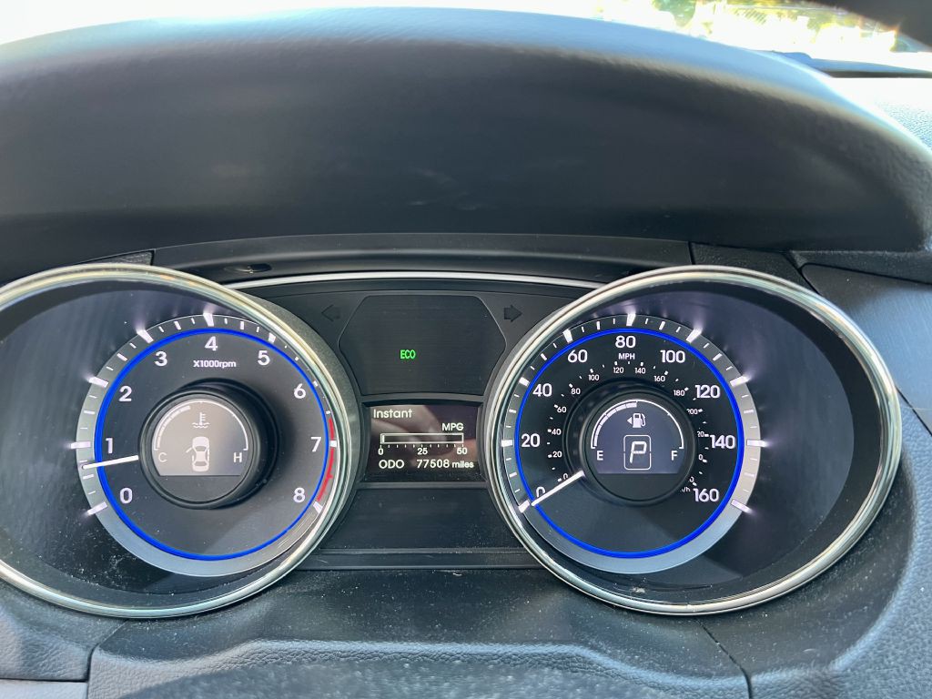 2013 Hyundai Sonata Image 19