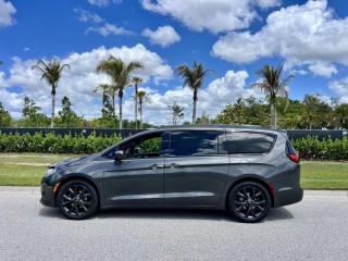 Image for 2019 Chrysler Pacifica Touring L Plus ID: 7205952