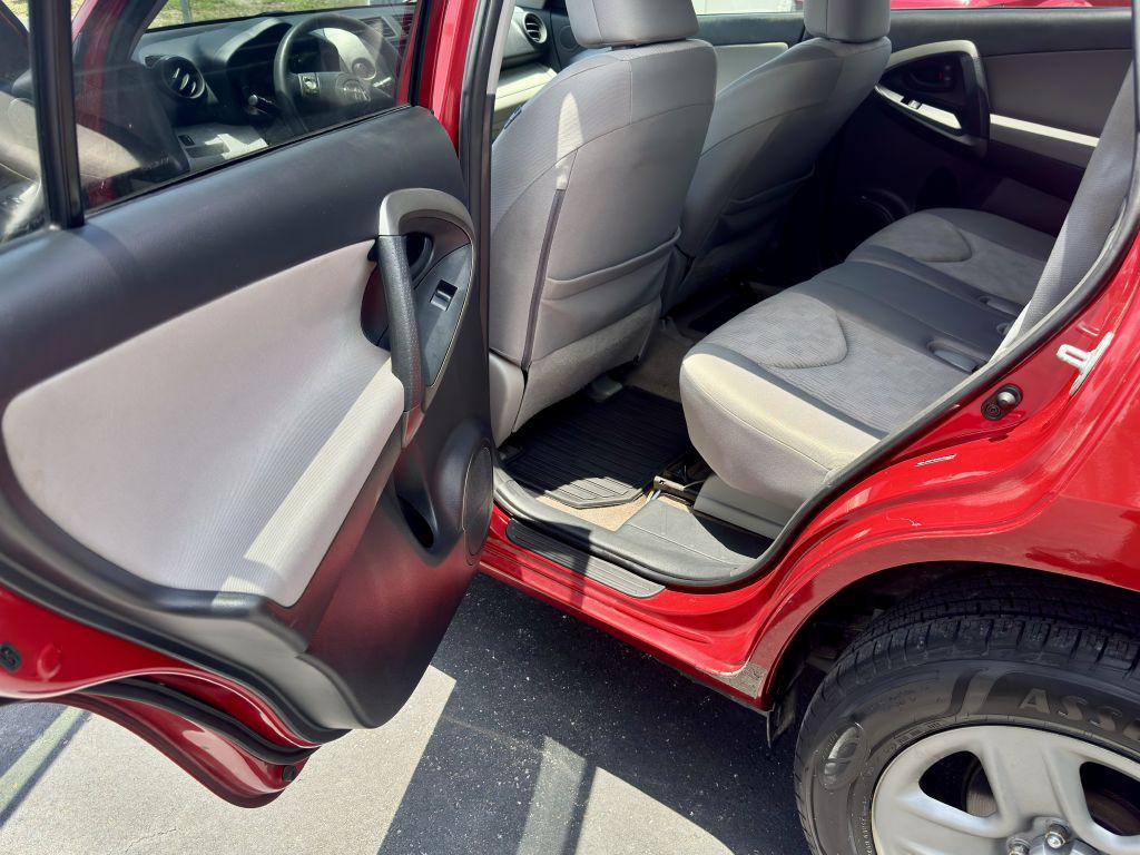 2012 Toyota Rav4 Image 10