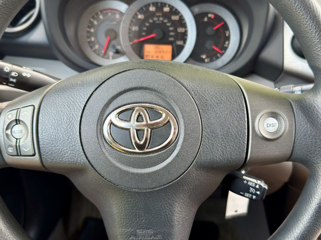 2012 Toyota Rav4 Image 21